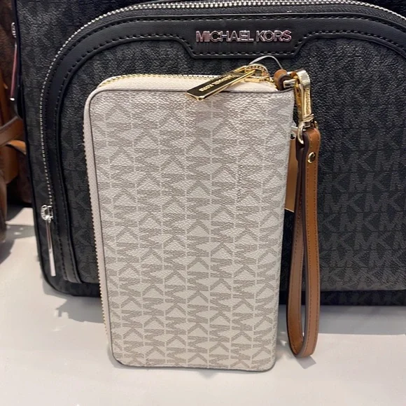 Michael Kors MK Signature Large Flat Multi-Function Phone Case Wallet Wristlet - Picture 4 of 16